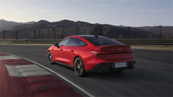 全新上汽奥迪A5L Sportback正式上市，限时臻享价25.99万元起